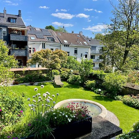 Helle Altbauwohnung Mit Balkon Im Briller Viertel Wuppertal Luaran gambar